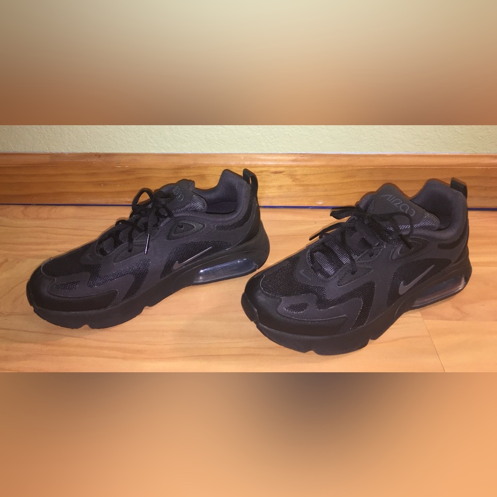Youth Nike Air Max 200 Black Sneakers 7Y